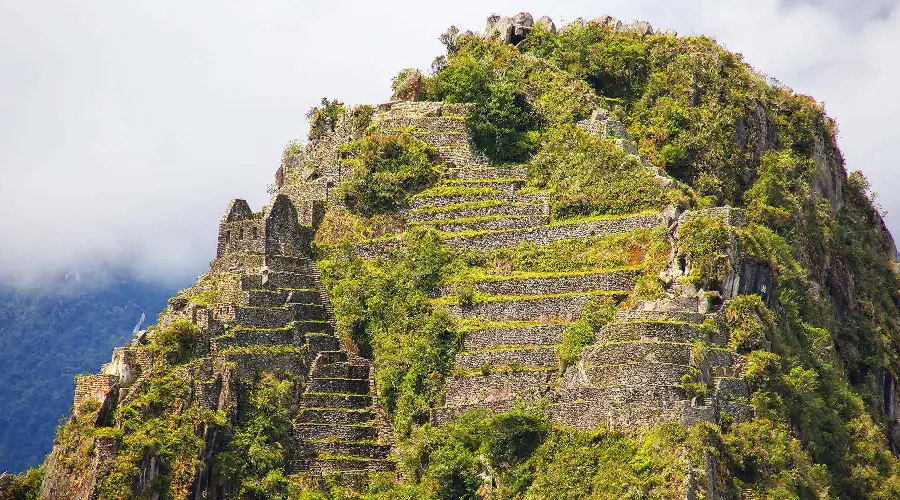 Diferencia entre Montaña Machu Picchu y Montaña Huayna Picchu